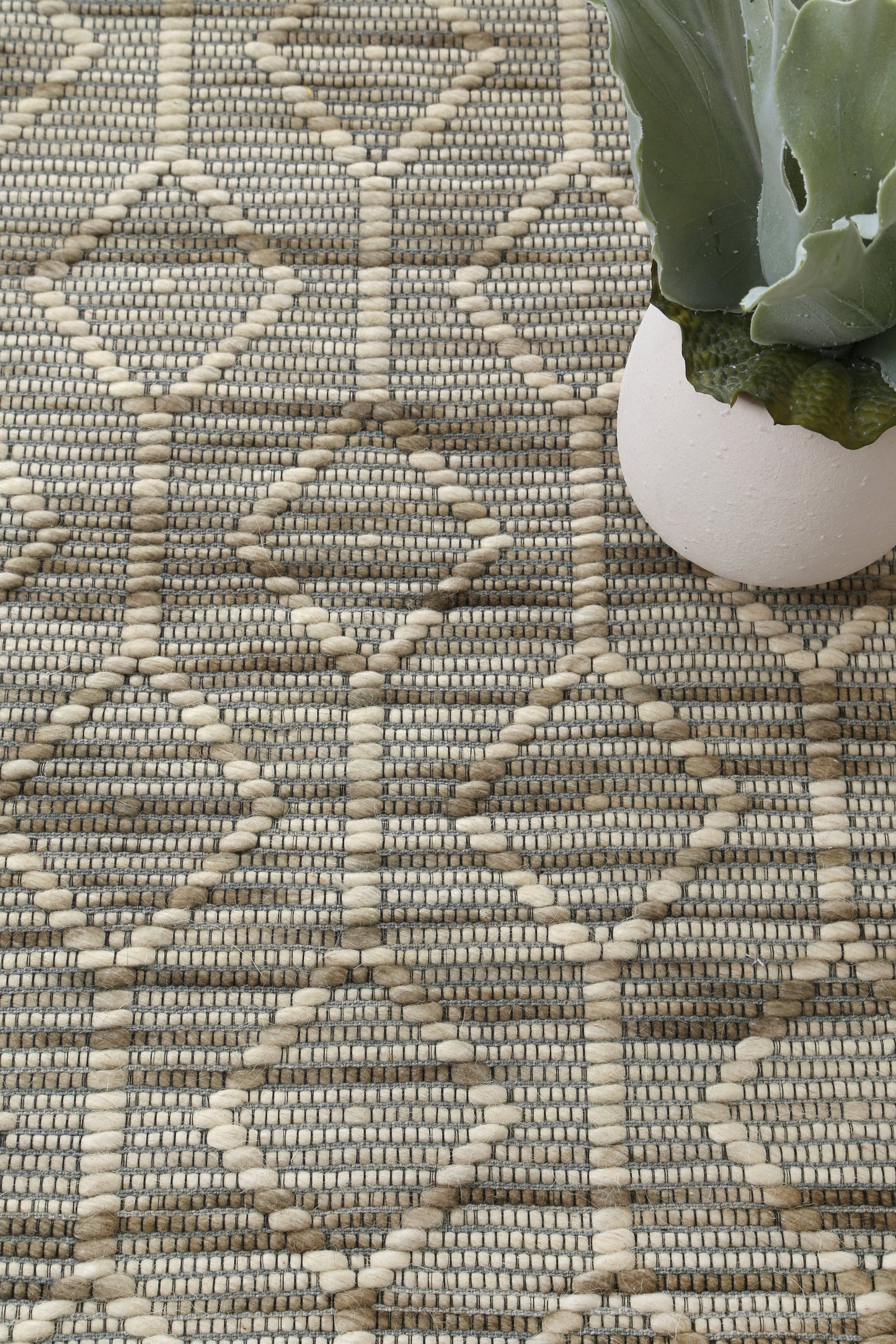 Copacabana Lattice Moss Wool Rug