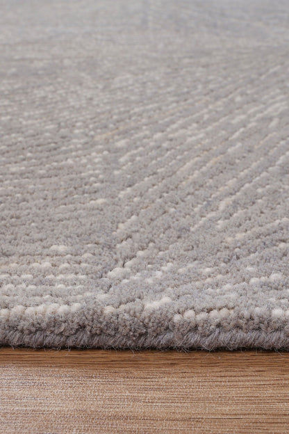 Posy Penta 10B in Ash Rug