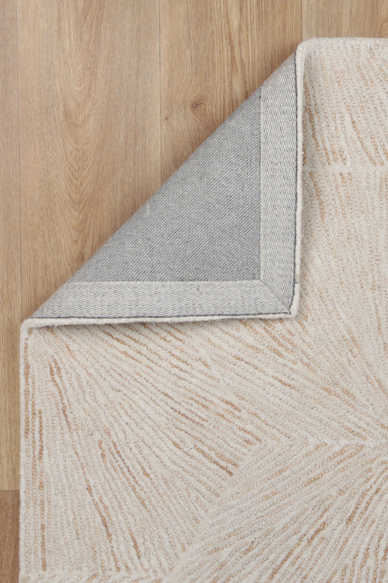 Posy Penta 10C in Beige Rug