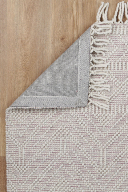 Perla Zoe in Blush Rug