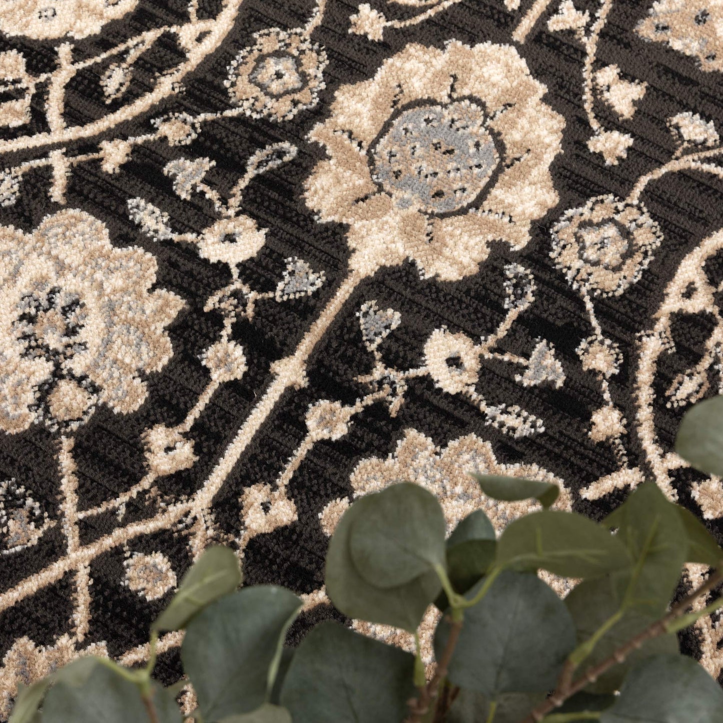 Arya Blossom in Dark Grey Rug