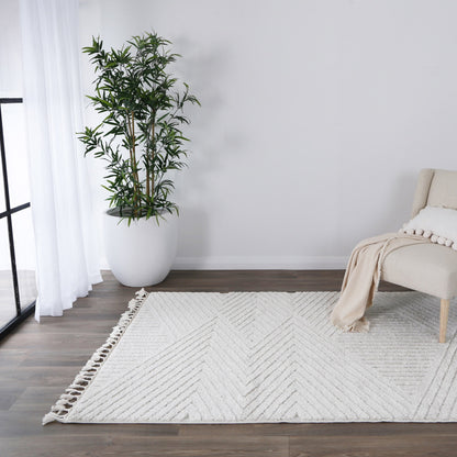 Bilbao Farah Geometric in Ivory Rug