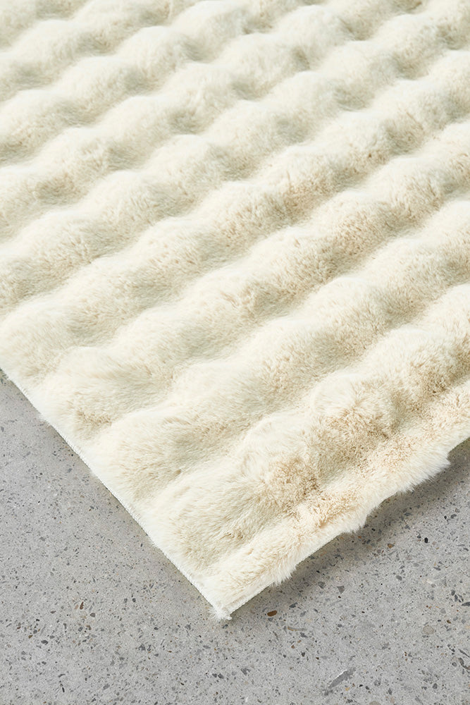 Bubble Machine Washable in Natural Rug