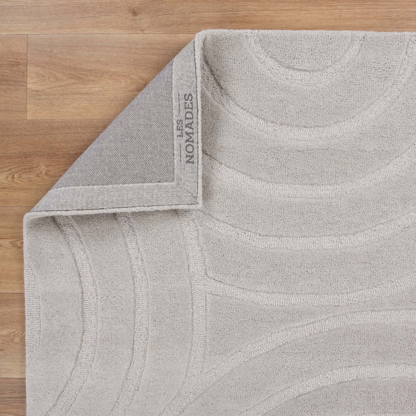 Les Nomades Ellipse Light Grey Wool Rug