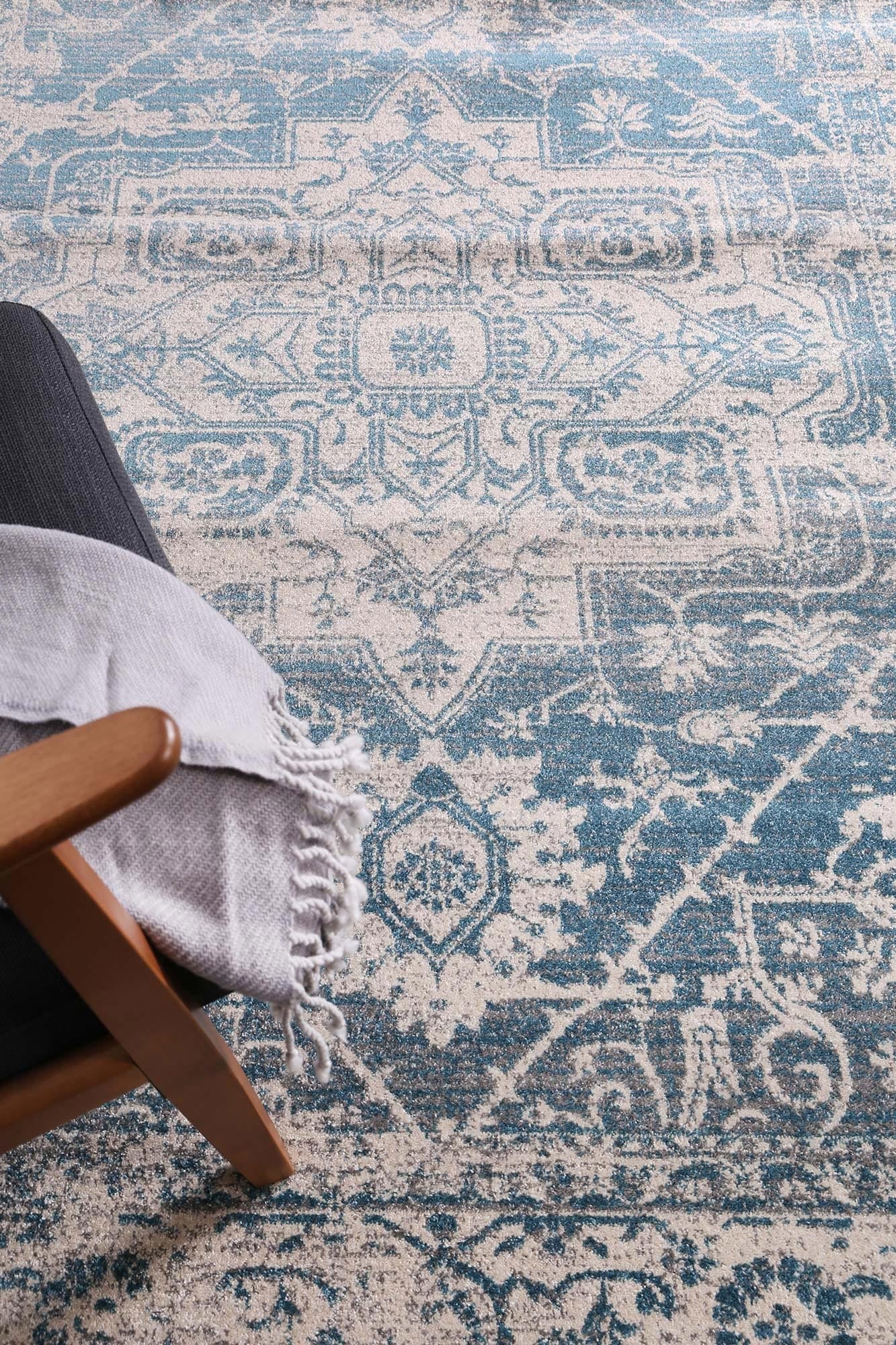 Delicate Audrey In Ivory & Blue Rug