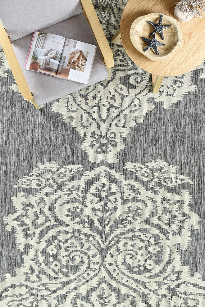 Alaska 560 in Grey & Cream Rug