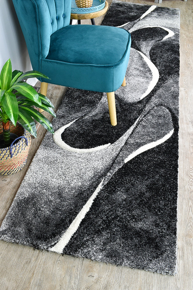 Dahlia 37 In Dark Grey & White : Runner Rug