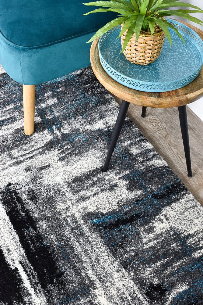 Dahlia 347 In Light Grey & Turquoise : Runner Rug