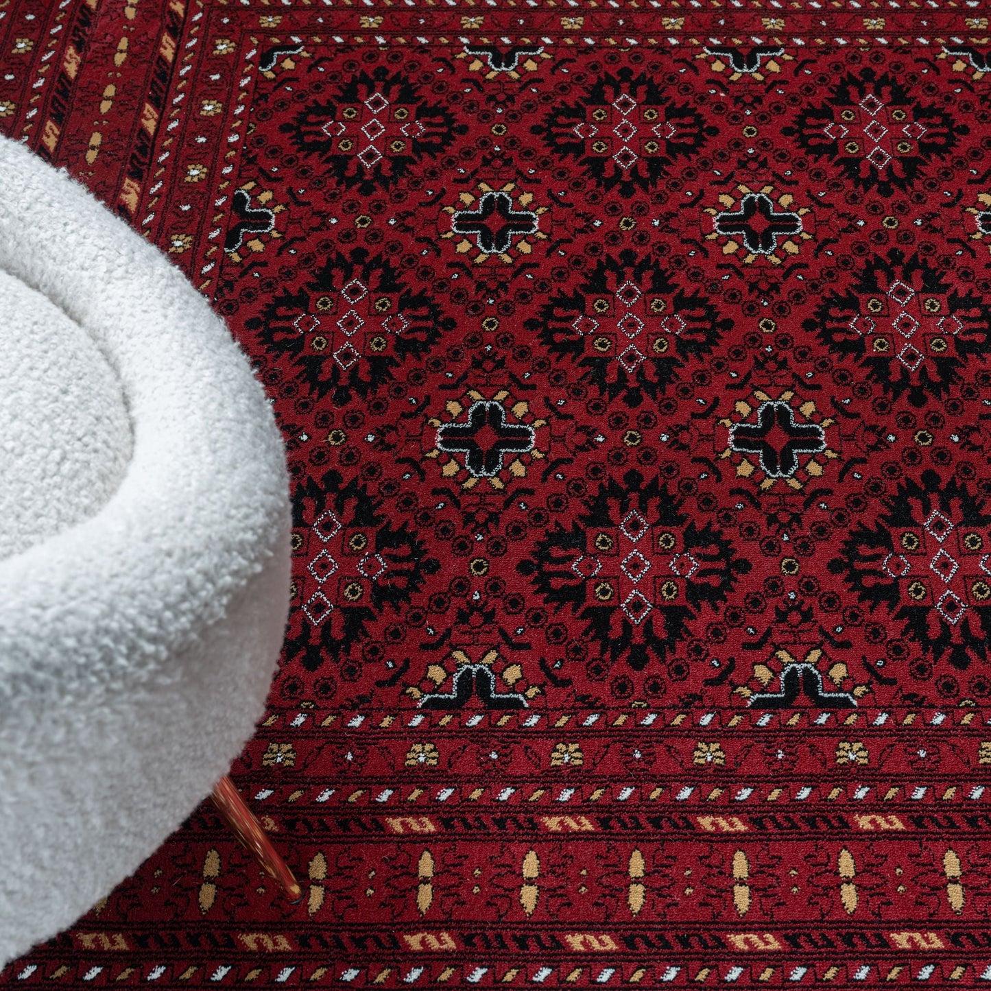 Royal 521 Red Rug