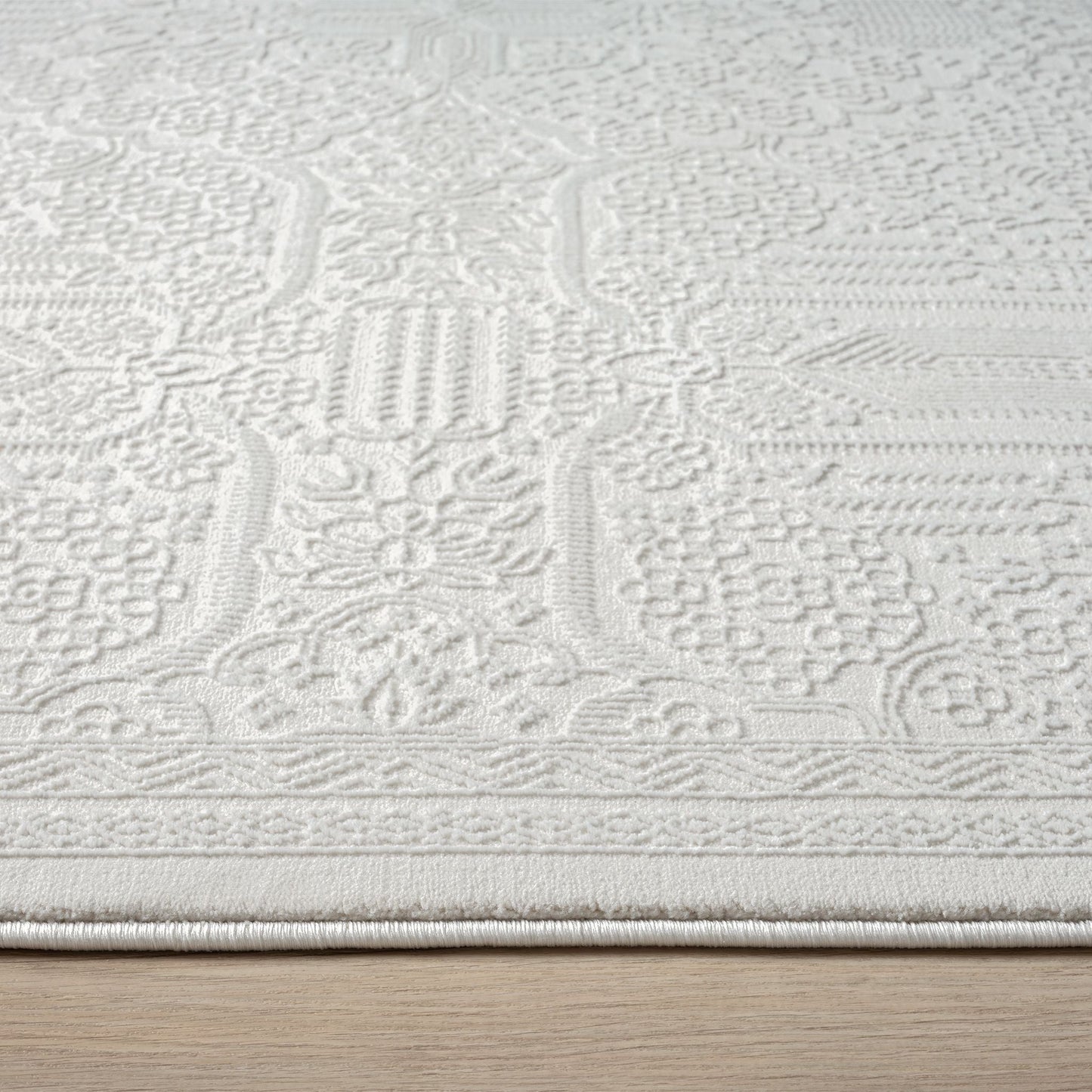 Fable 471 In Ivory Rug