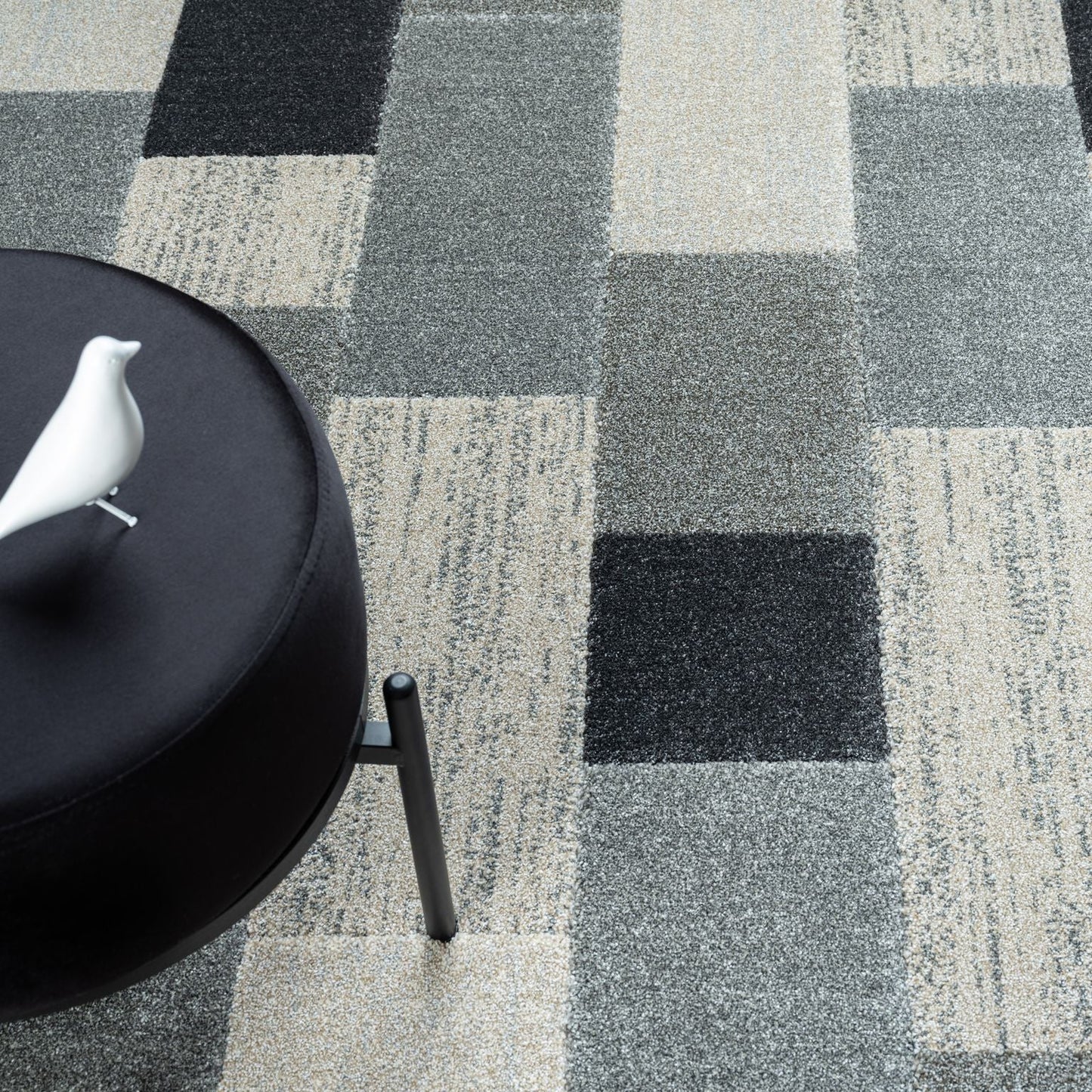 Astor 484 Slate In Grey Rug