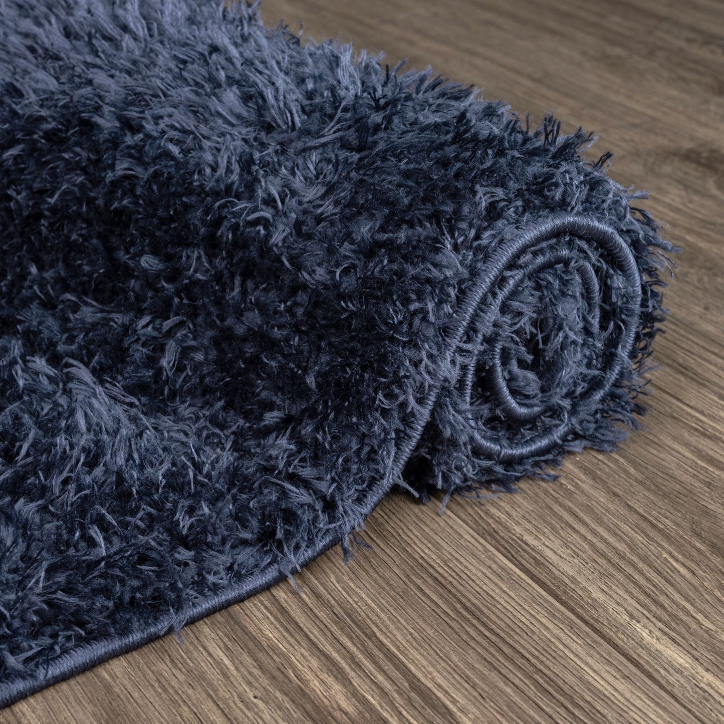 Fleecy 396 In Navy : Runner Rug